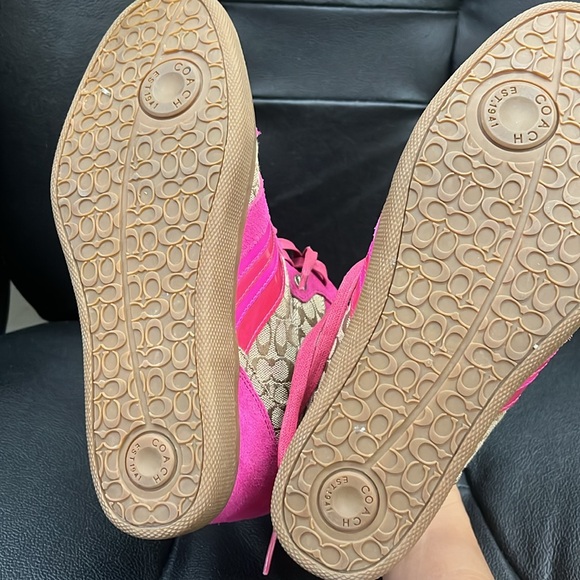 Coach Wedge Sneaker Bootie Women's 7M Pink Suede Signature Logo Y2K Sporty. - Picture 5 of 7